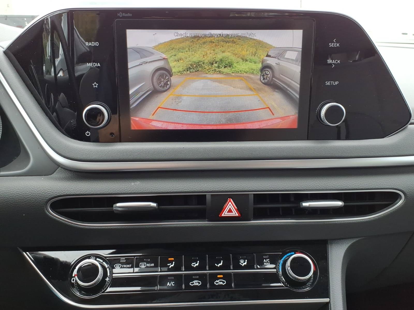 Used 2022 Hyundai Sonata SE FWD image 16
