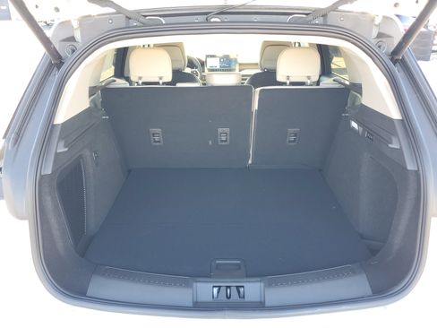 New 2025 Lincoln Corsair Reserve w/ Equipment Group 202A image 30