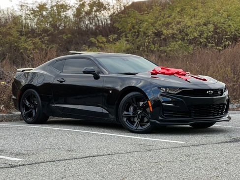 Used 2022 Chevrolet Camaro SS image 1