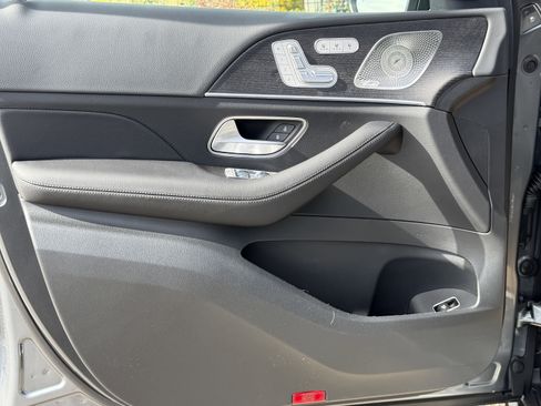New 2026 Mercedes-Benz GLS 450 4MATIC image 16