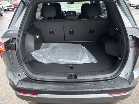 New 2026 Chevrolet Equinox LT w/ Safety and Technology Package AWD/4WD image 32