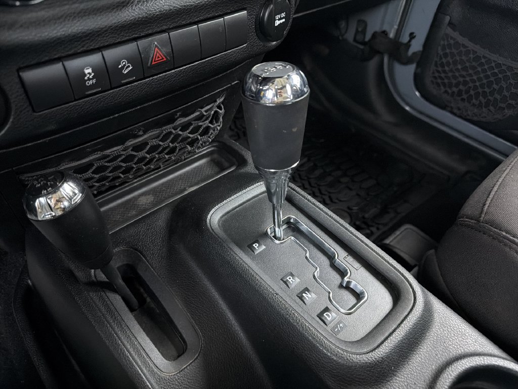 Used 2014 Jeep Wrangler Sport AWD/4WD image 15