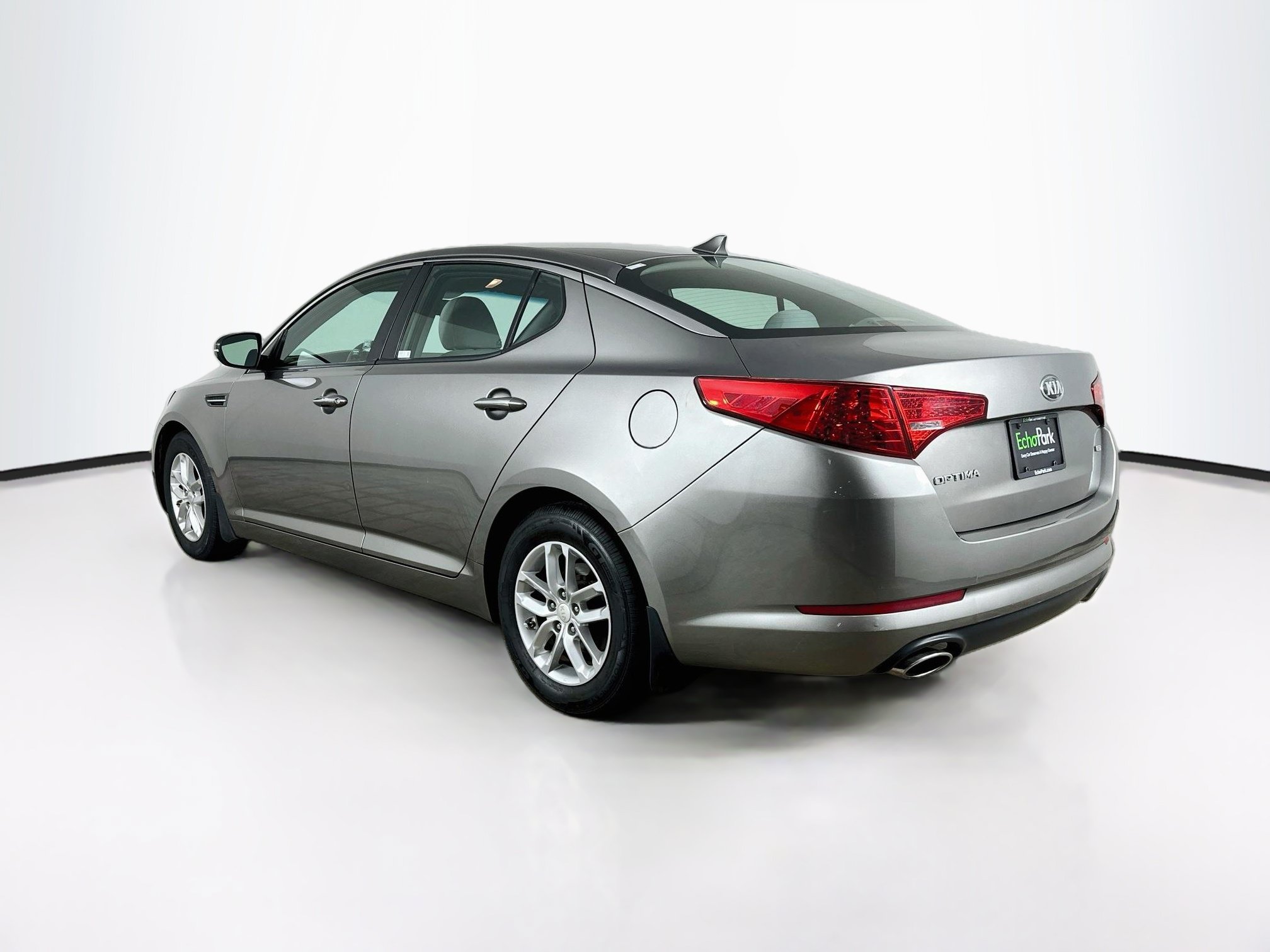 Used 2013 Kia Optima LX FWD image 5