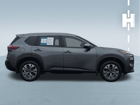 Used 2023 Nissan Rogue SV w/ SV Premium B Package image 2