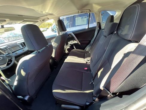 Used 2015 Toyota RAV4 XLE image 11