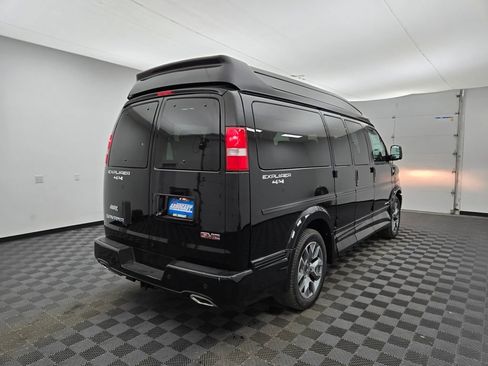 New 2024 GMC Savana 2500 image 3