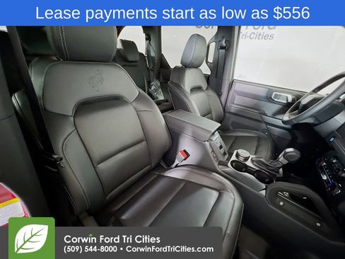 New 2025 Ford Bronco Big Bend w/ Black Diamond Package image 17