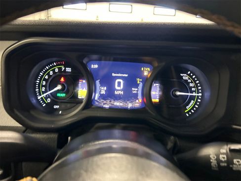 Used 2024 Jeep Wrangler Unlimited w/ Convenience Group image 21