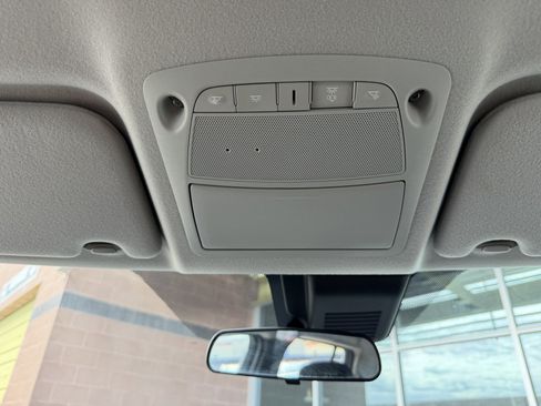 Used 2025 Nissan Leaf S FWD image 24