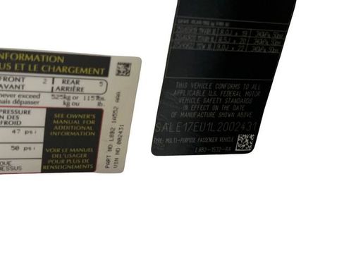 Used 2020 Land Rover Defender 110 First Edition image 18