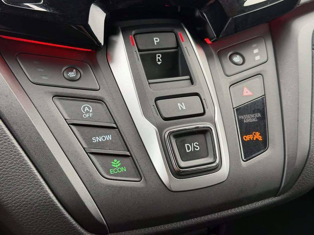 Used 2025 Honda Odyssey Sport-L image 18