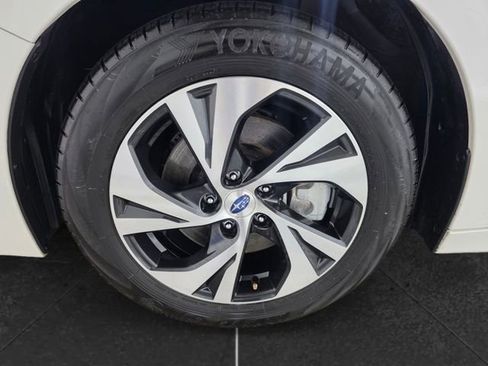 Certified 2025 Subaru Legacy Premium AWD/4WD image 12