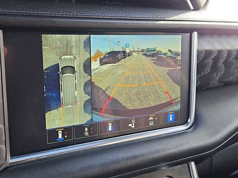 Used 2024 GMC Yukon Denali w/ Max Trailering Package image 23