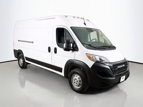 Used 2023 RAM ProMaster 2500 image 2