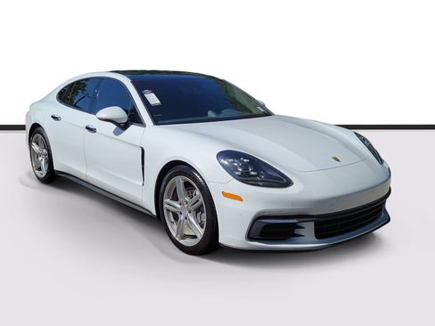 Used 2020 Porsche Panamera 4 AWD/4WD image 1