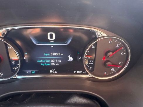 Used 2017 GMC Acadia Denali w/ Technology Package AWD/4WD image 2