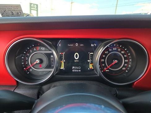 Used 2020 Jeep Wrangler Rubicon w/ LED Lighting Group AWD/4WD image 20
