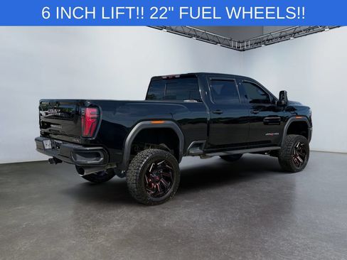 Used 2024 GMC Sierra 2500 AT4 w/ AT4 Premium Plus Package AWD/4WD image 3
