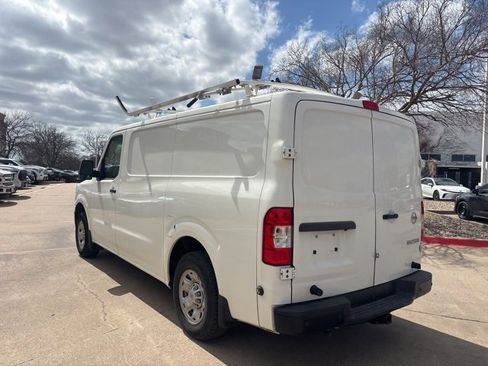 Used 2021 Nissan NV 2500 SV w/ Navigation Package image 7