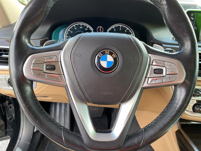 Used 2016 BMW 750i xDrive AWD/4WD image 19