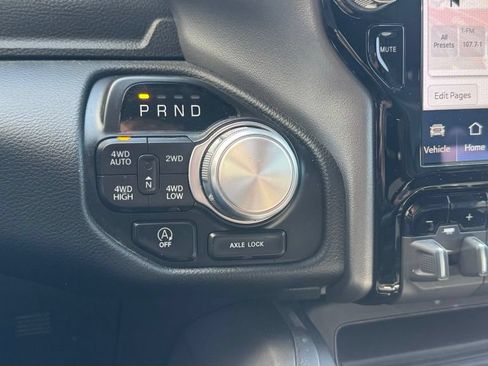 Used 2022 RAM 1500 Laramie AWD/4WD image 24