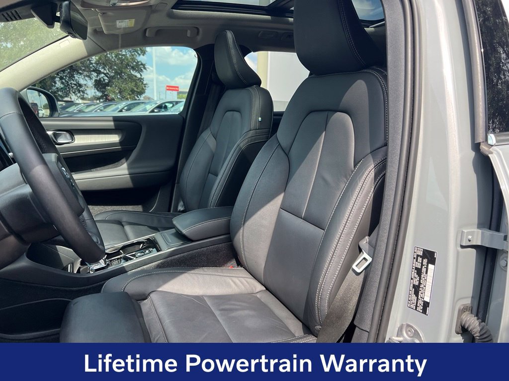 Certified 2024 Volvo XC40 B5 Plus w/ Protection Package Premier AWD/4WD image 12