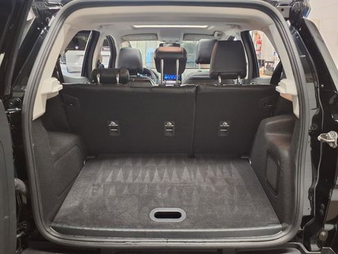 Used 2022 Ford EcoSport Titanium image 5