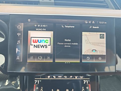 Used 2024 Audi Q8 e-tron Prestige w/ Prestige Package image 19