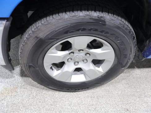 Used 2025 RAM 1500 Big Horn AWD/4WD image 10
