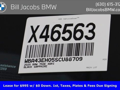 Certified 2025 BMW 750e xDrive image 28