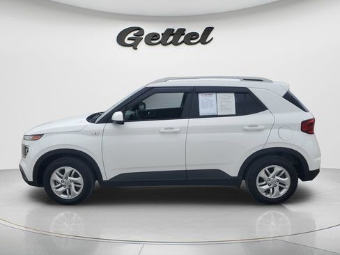 Used 2020 Hyundai Venue SEL FWD image 8