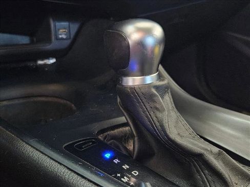 Used 2021 Toyota C-HR LE image 10