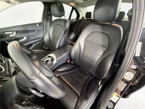Used 2016 Mercedes-Benz C 300 Sedan image 5