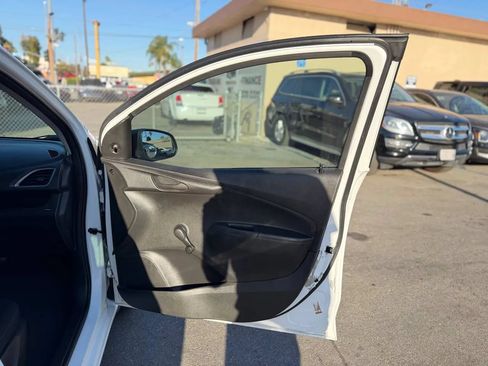 Used 2021 Chevrolet Spark LS FWD image 31
