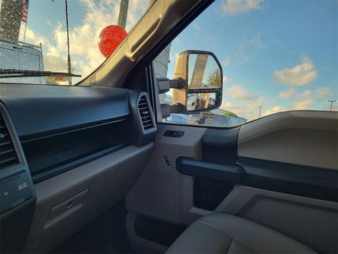 Used 2022 Ford F350 XL w/ Power Equipment Group image 29