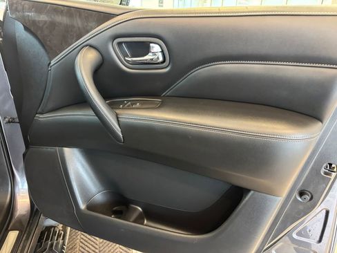 Used 2024 INFINITI QX80 Luxe AWD/4WD image 24