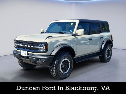 New 2026 Ford Bronco Outer Banks AWD/4WD image 7
