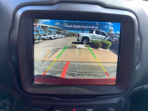 Used 2021 Jeep Renegade Trailhawk AWD/4WD image 37