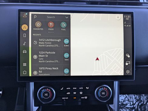 Certified 2023 Land Rover Range Rover SE image 13