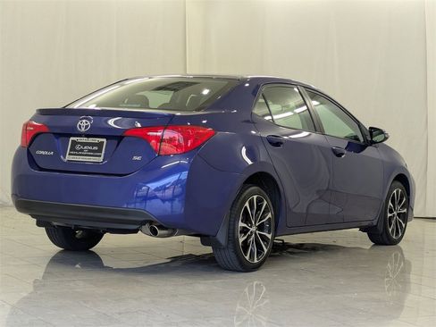 Used 2017 Toyota Corolla SE image 9