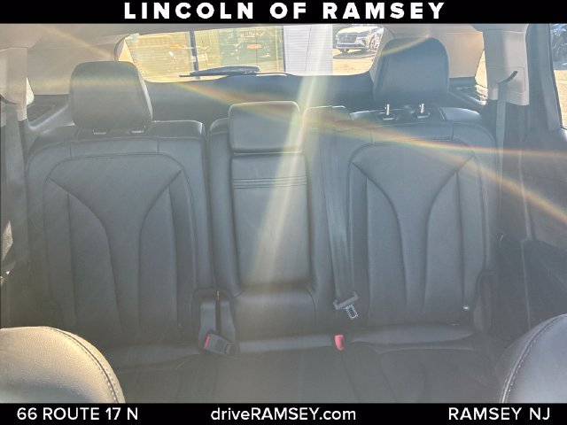 Used 2023 Lincoln Nautilus Reserve AWD/4WD image 16
