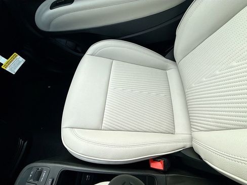 New 2025 FIAT 500 e FWD image 23
