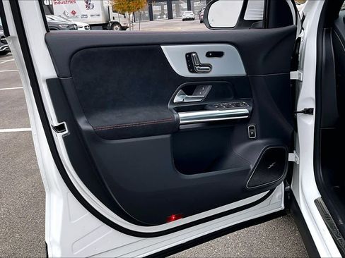 New 2026 Mercedes-Benz GLA 35 AMG 4MATIC image 10