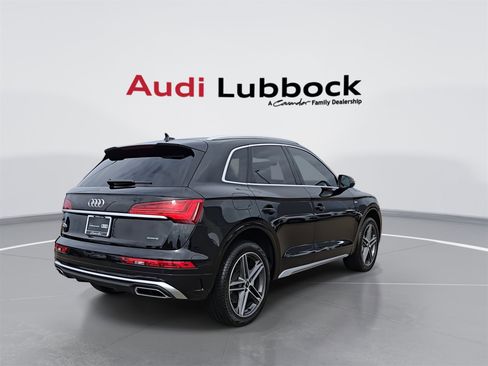 Certified 2024 Audi Q5 e Premium w/ Convenience Package image 8