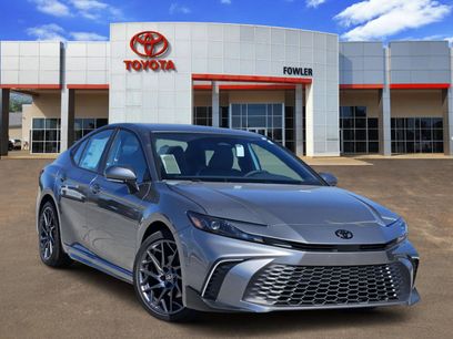 New 2026 Toyota Camry SE w/ Multimedia Upgrade Package