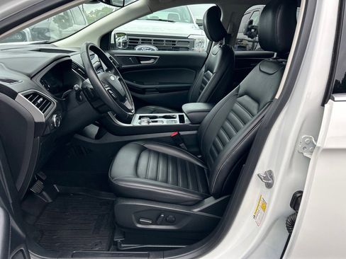 Used 2022 Ford Edge SEL w/ Convenience Package image 8