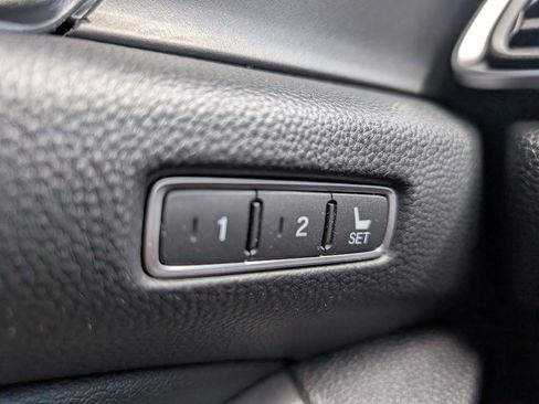 Used 2018 Honda Accord Touring image 30