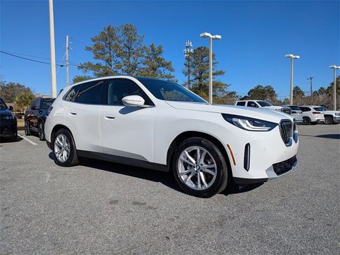 Used 2025 BMW X3 xDrive30i w/ Convenience Package image 3