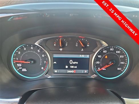 Used 2023 Chevrolet Traverse LT w/ Midnight/Sport Edition image 12