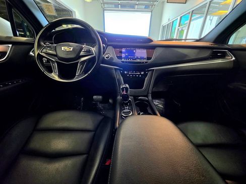 Used 2022 Cadillac XT5 Luxury FWD image 14